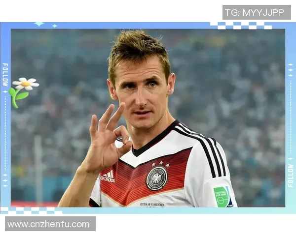 弗朗茨·贝肯鲍尔:德国足球传奇的崛起与荣耀之路 弗朗茨·贝肯鲍尔:德国足球传奇的崛起与荣耀之路